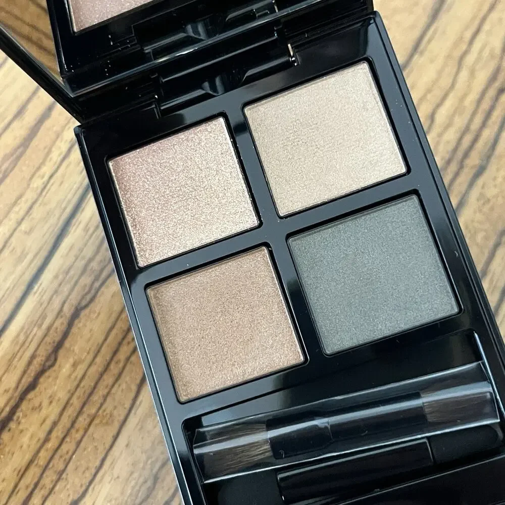 Addiction Tokyo The Eyeshadow Palette+ 007 Memory Of Sage 6g / .21oz